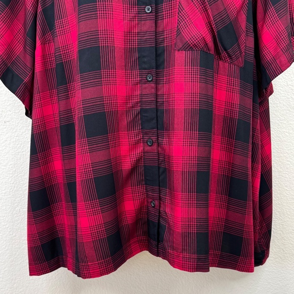 🧣Torrid Womens Red Black Buffalo Plaid SS Button Up Shirt Top Plus Sz. 6 6x 30 - Picture 6 of 11